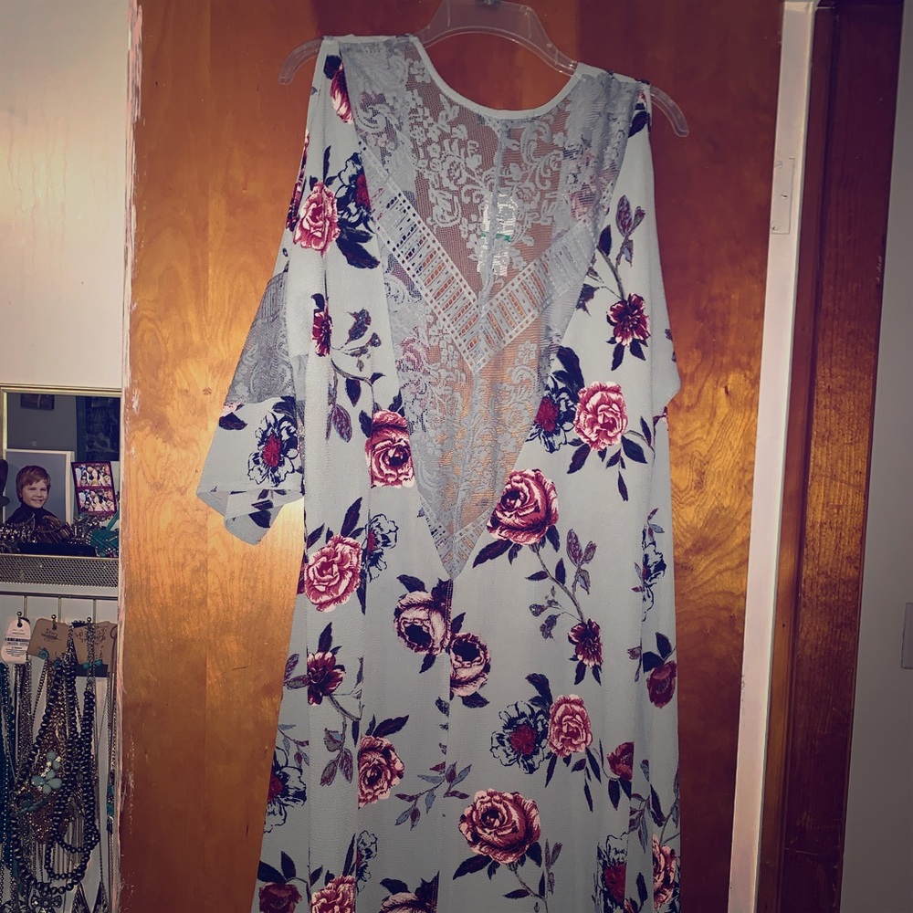 Blue Floral Cold Shoulder Lace Duster Large